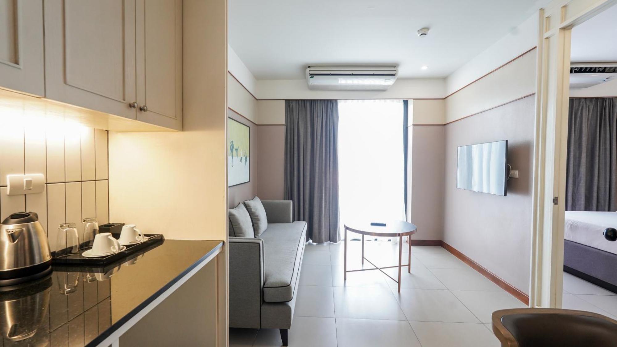 Marina House Muaythai Ta-Iad Phuket Chalong Ngoại thất bức ảnh